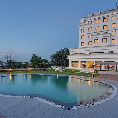 Royal Sarovar Portico Siliguri Hotel Luaran gambar