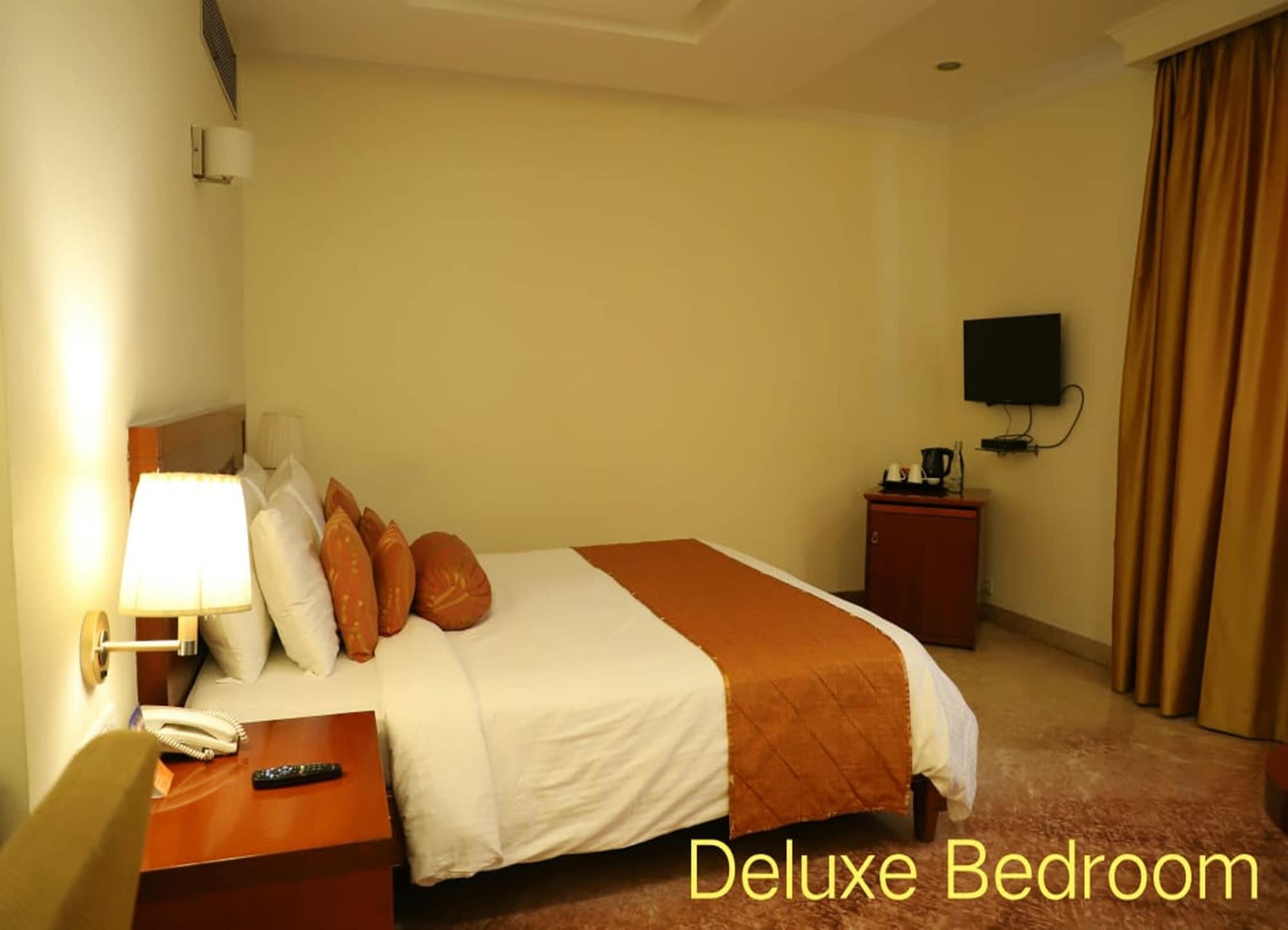 Royal Sarovar Portico Siliguri Luaran gambar