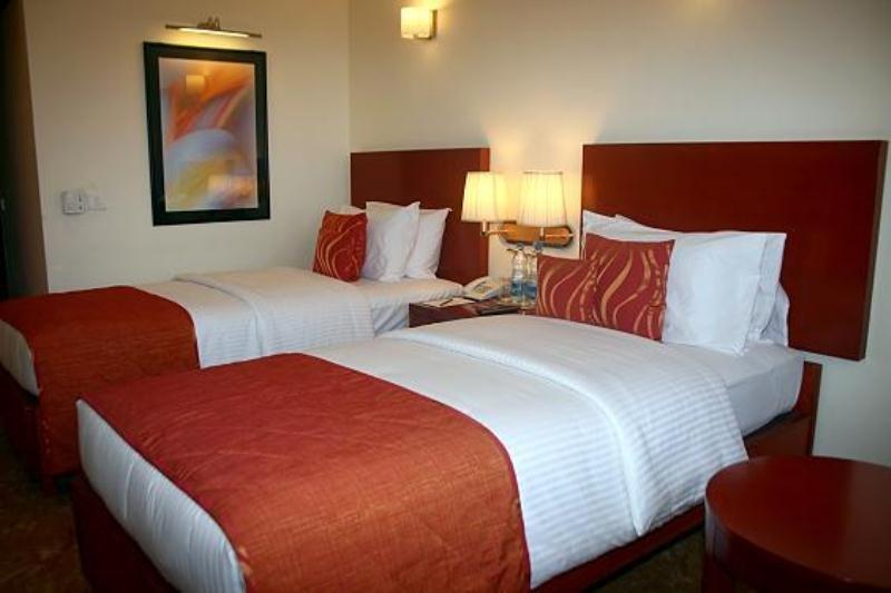 Royal Sarovar Portico Siliguri Luaran gambar