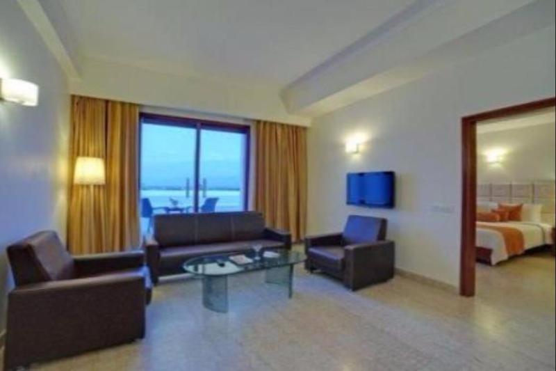 Royal Sarovar Portico Siliguri Luaran gambar