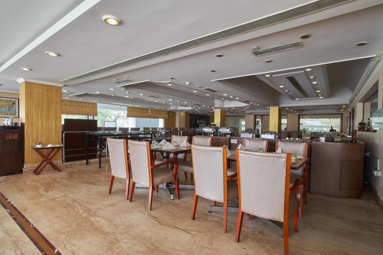 Royal Sarovar Portico Siliguri Luaran gambar