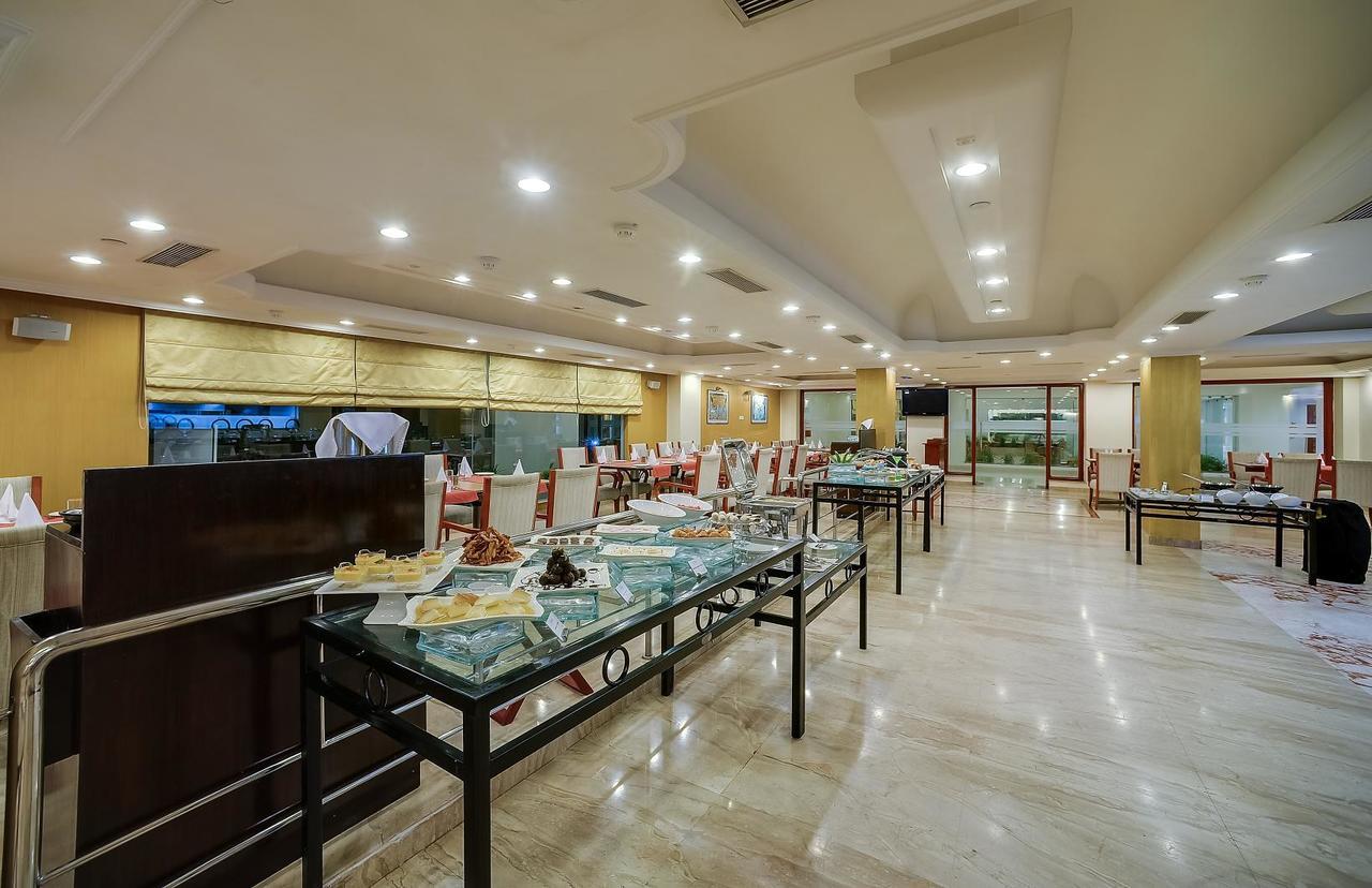 Royal Sarovar Portico Siliguri Luaran gambar