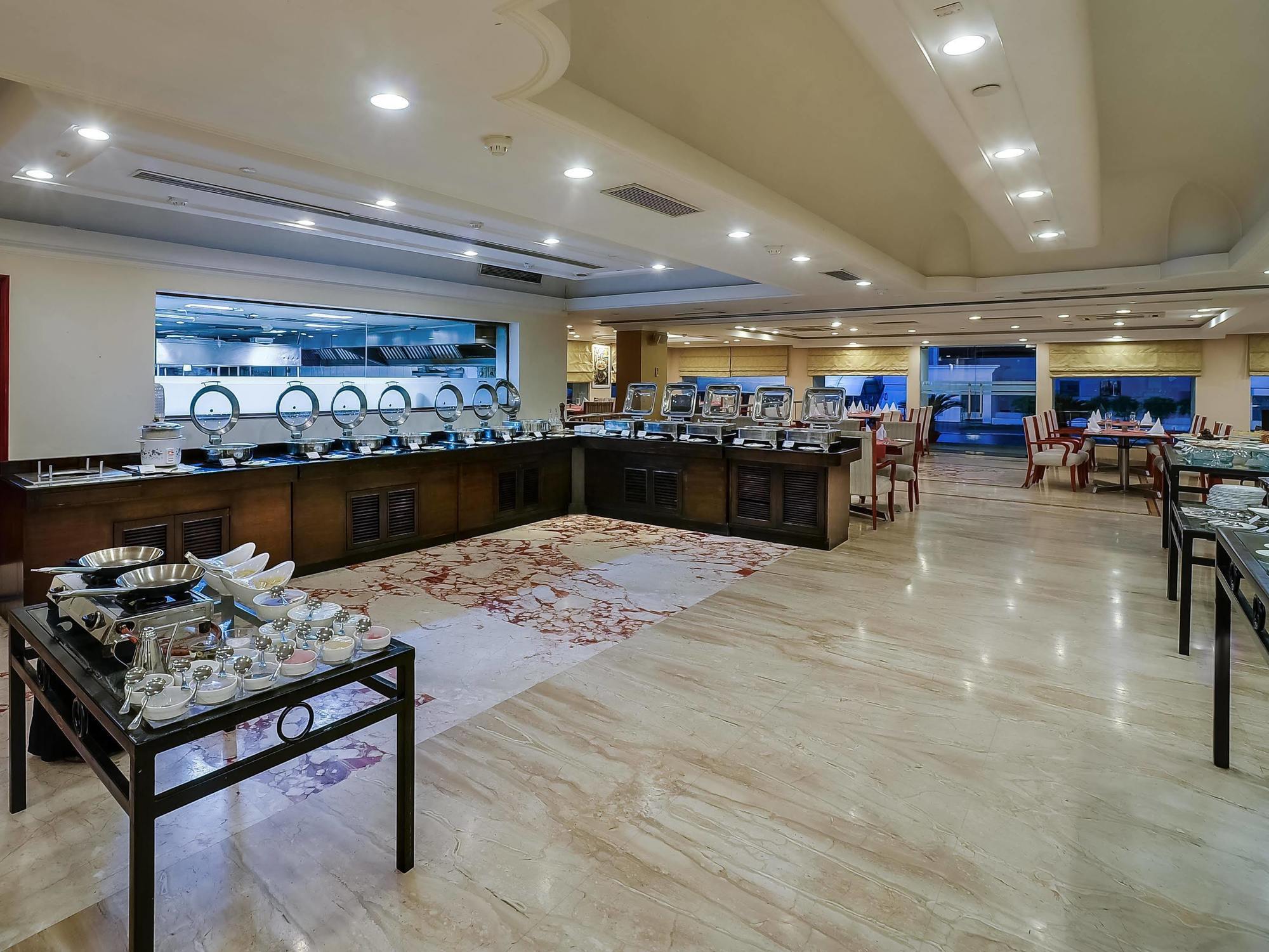 Royal Sarovar Portico Siliguri Luaran gambar